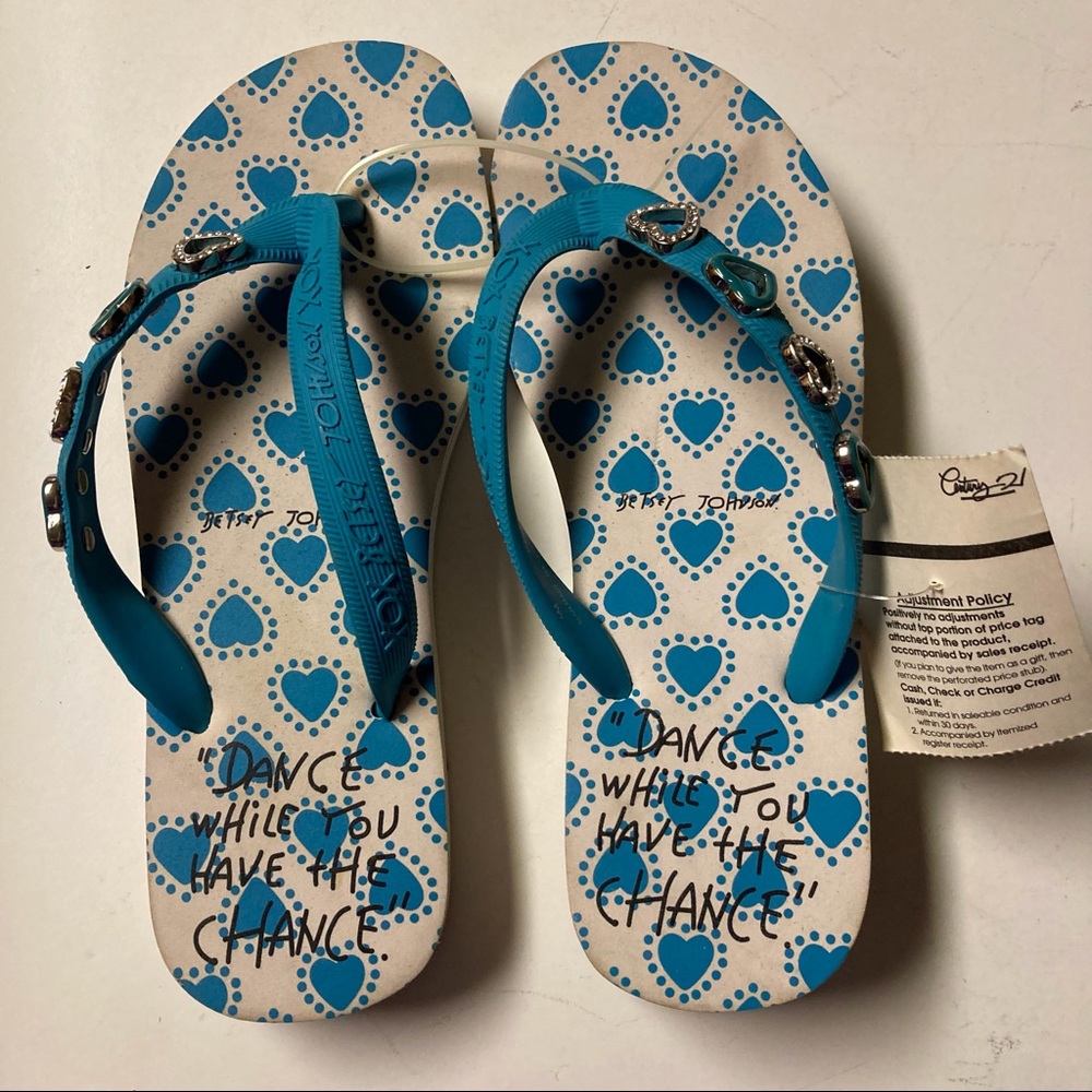Betsey Johnson Flip-flops "Dance while you have the chance" NIB Jeweled